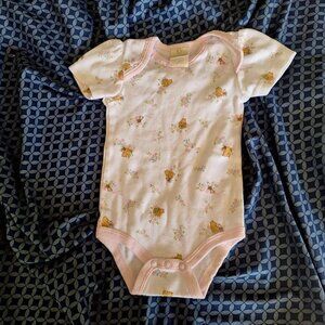 winnie the pooh onesie 6-9 months